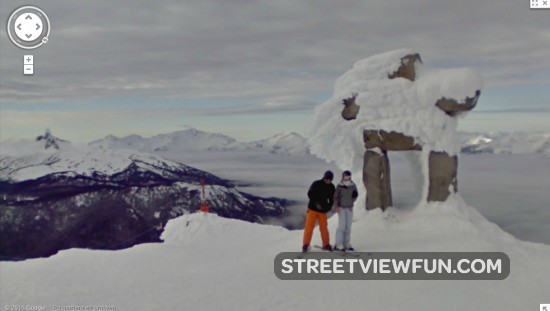 Skiing on StreetView