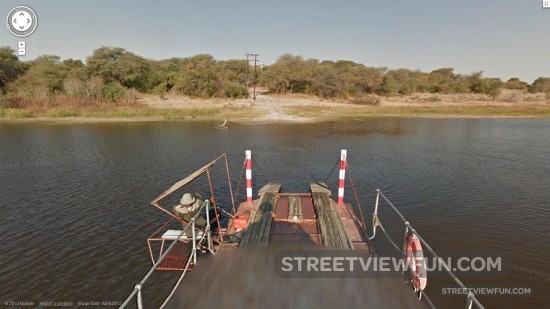 ferrycrossinginbotswana2
