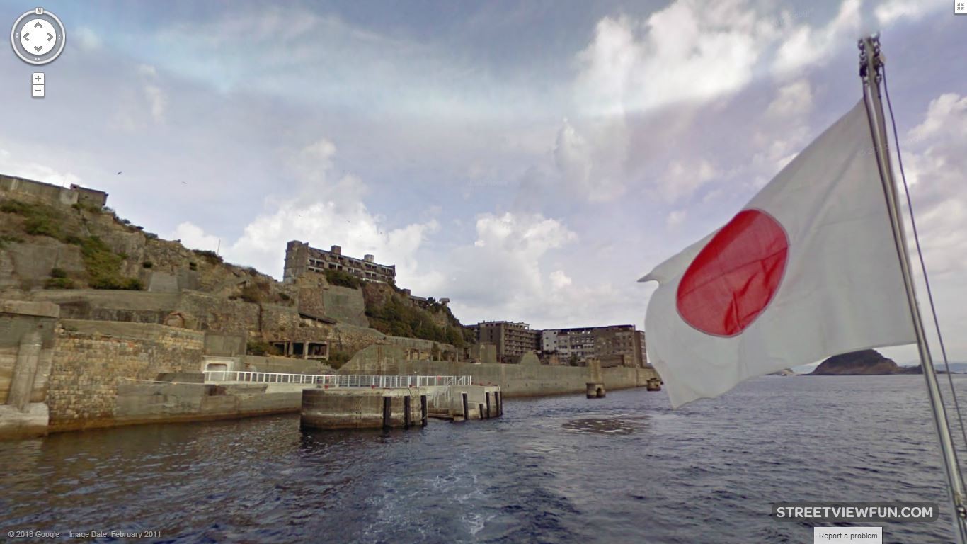 Google Street View visits deserted “Battleship island” from Bond movie