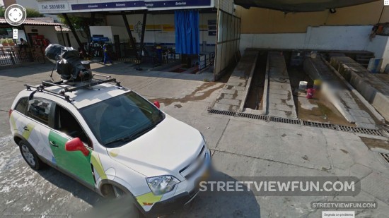 check-tires-google-street-view1