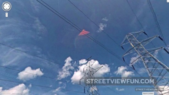 pink-ufo-google-street-view