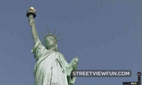 blur-statue-liberty