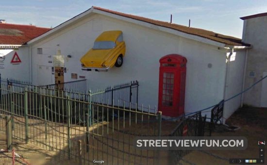 yellow-car-house
