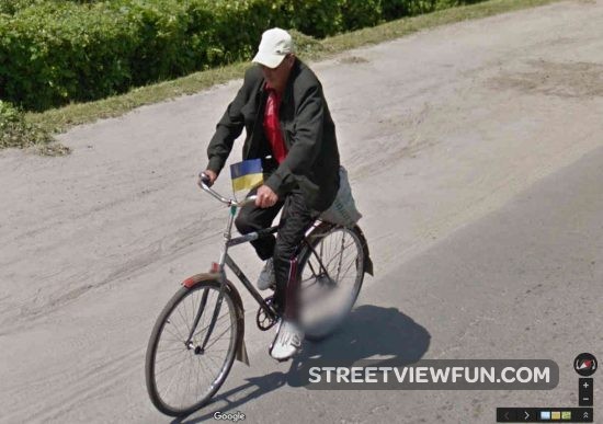ukranian-flag-bicycle
